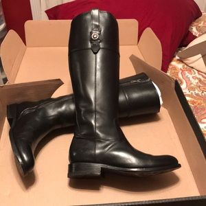 Women’s Frye boots